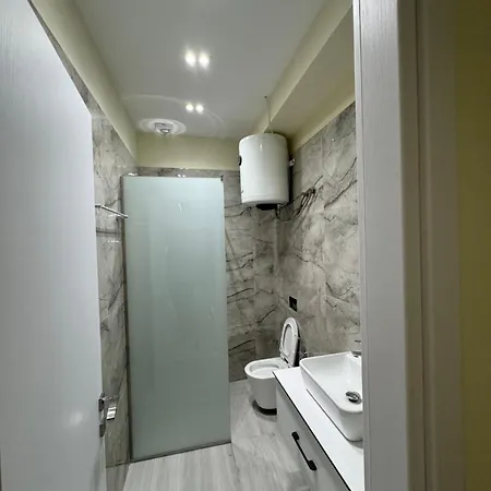 Nino Apartment